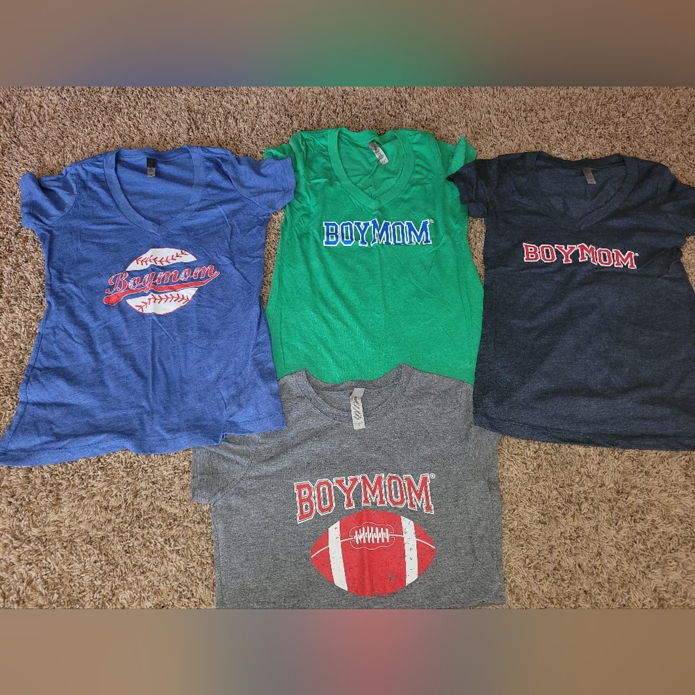 Boymom fitted t-shirt bundle size small
